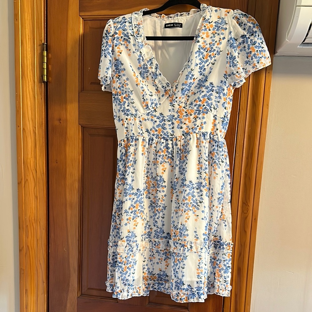 SHEIN Blue Cream Flutter Sleeve Midi Sundress
